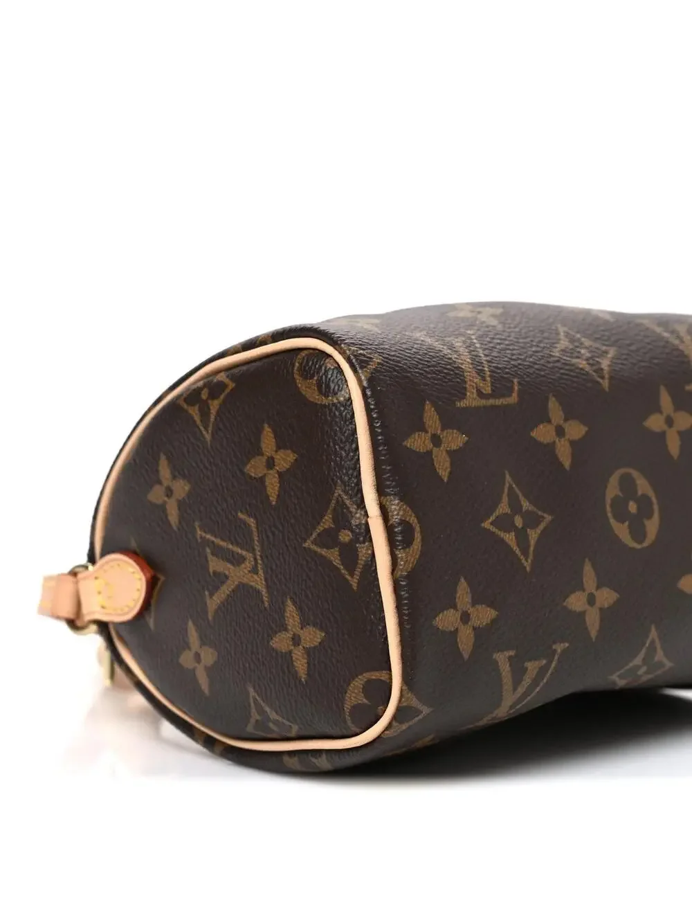 Louis Vuitton experience luxury